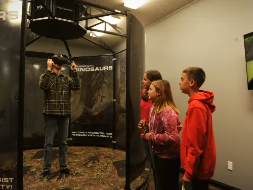 Grande Cache dinosaur tracks virtual reality cache in on dino tracks ZenSeekers Jeremy Derksen